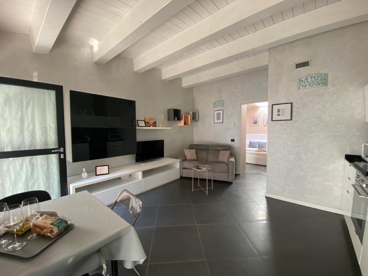 Ferienwohnung Casamartanavigli Mailand Exterior foto