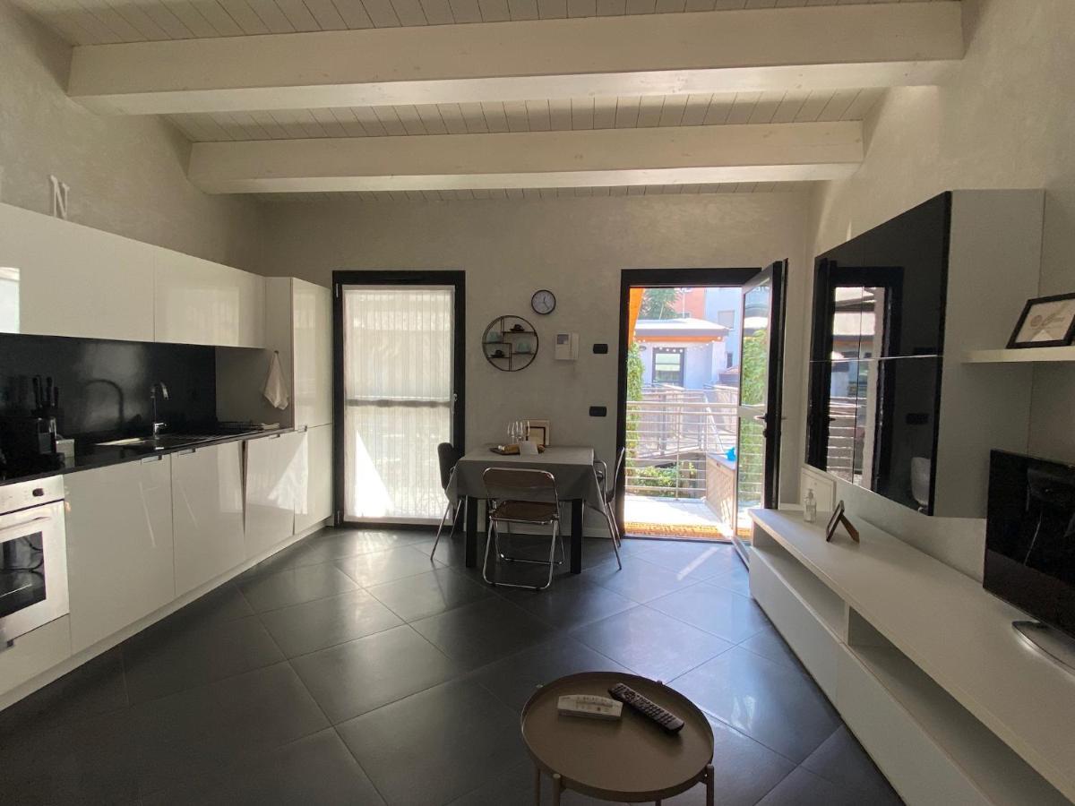 Ferienwohnung Casamartanavigli Mailand Exterior foto
